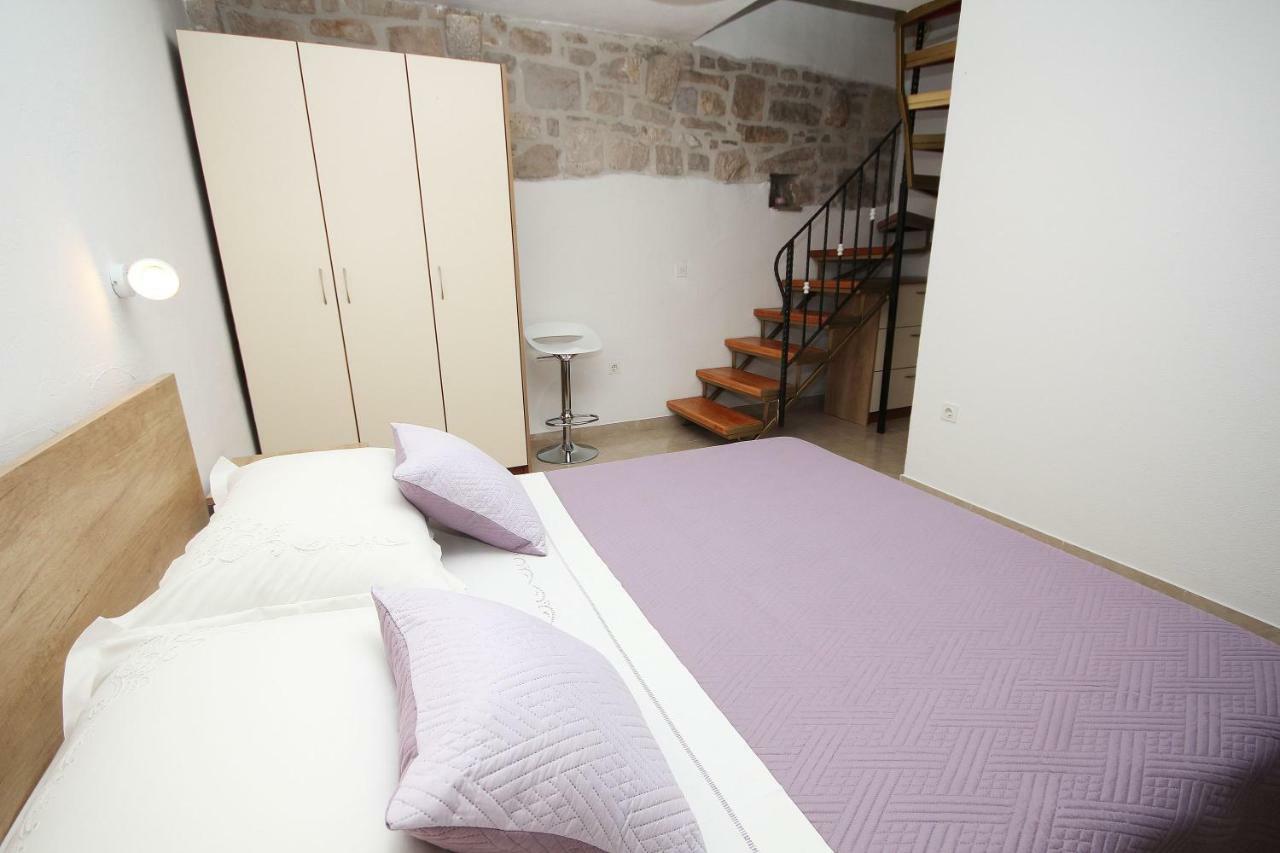 Apartmani Dalmacija Брела Екстериор снимка